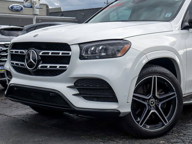 Used 2023 Mercedes-Benz GLS 450 4MATIC image 3