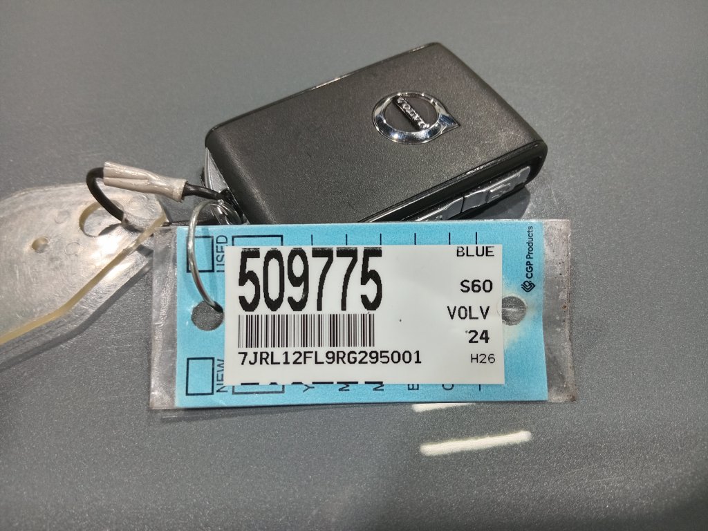 Used 2024 Volvo S60 B5 Plus FWD image 24