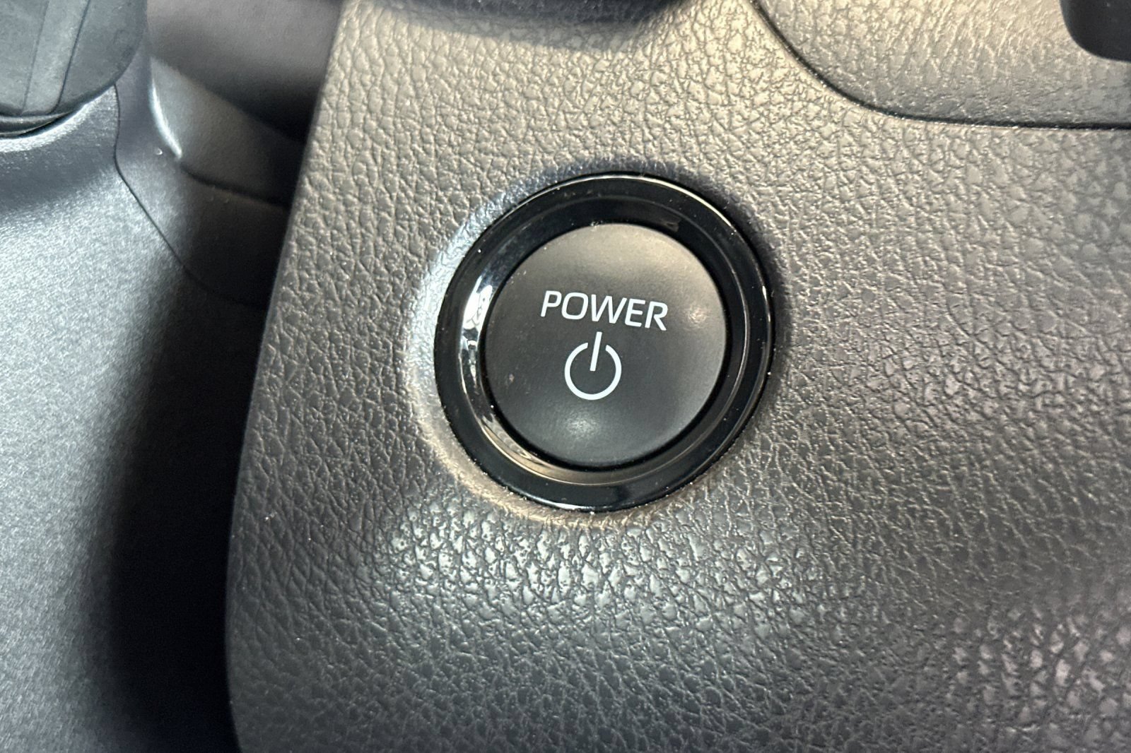 Used 2025 Toyota Camry LE FWD image 24