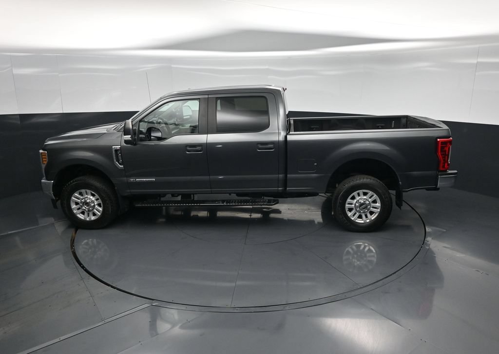 Certified 2019 Ford F250 XL w/ STX Appearance Package AWD/4WD image 38