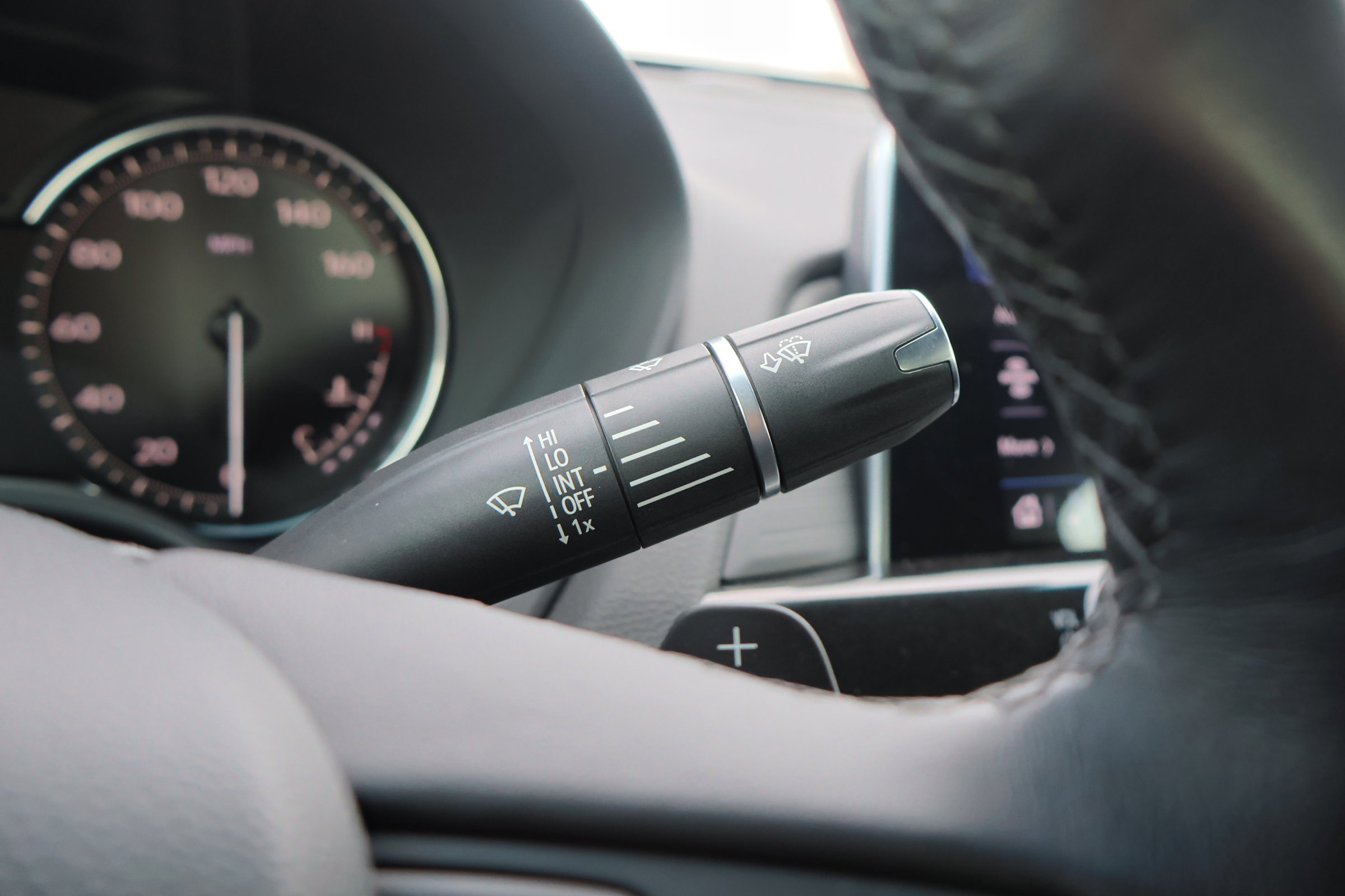 Used 2023 Cadillac CT4 Luxury image 28