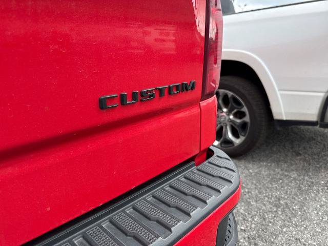 Used 2023 Chevrolet Silverado 1500 Custom w/ LPO, Dark Essentials Package RWD image 10