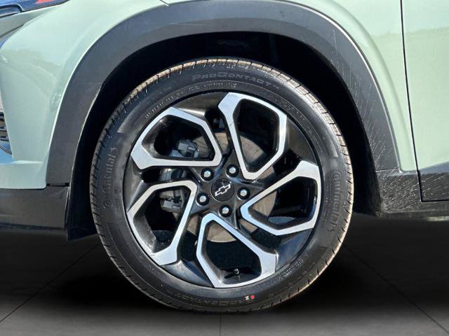 Used 2024 Chevrolet Trax RS w/ Sunroof Package FWD image 24