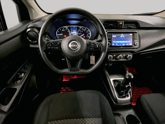 Used 2023 Nissan Versa S FWD image 5