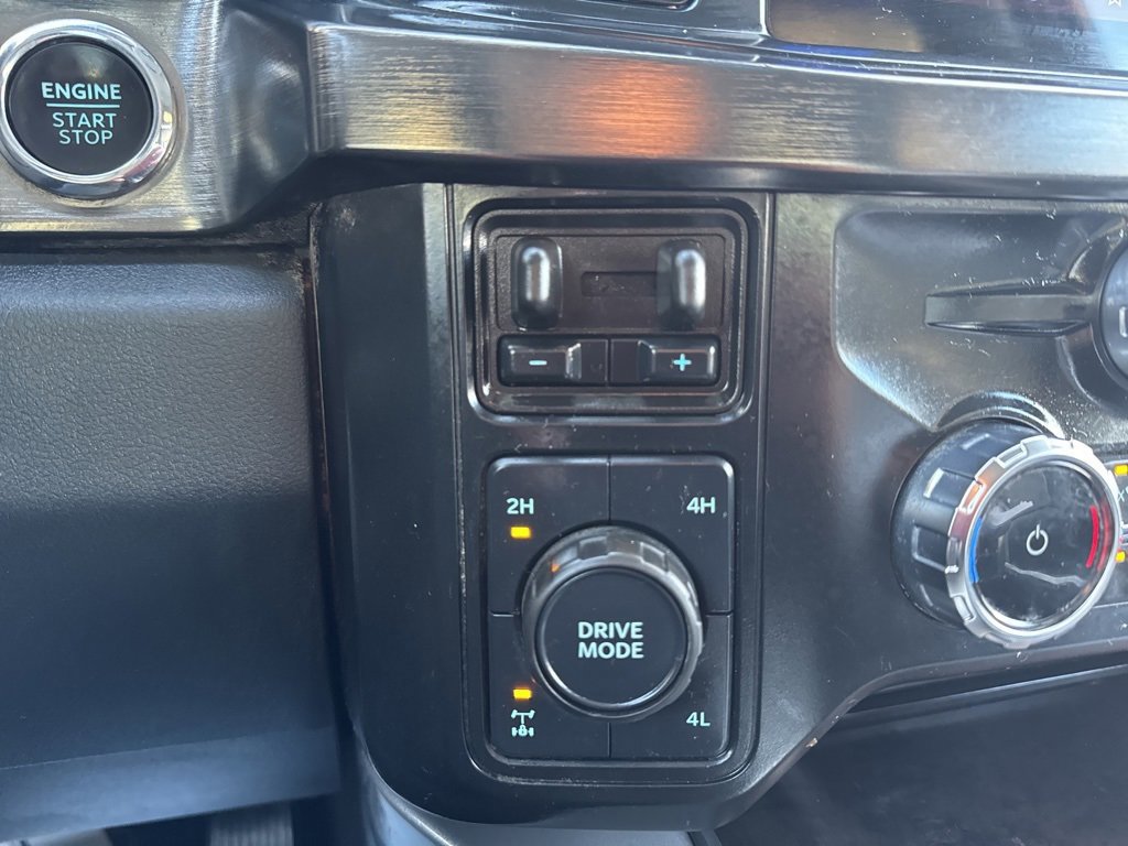 Certified 2024 Ford F350 Lariat w/ Chrome Package image 14