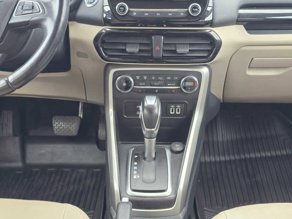 Certified 2018 Ford EcoSport Titanium w/ Titanium Cold Weather Package image 13