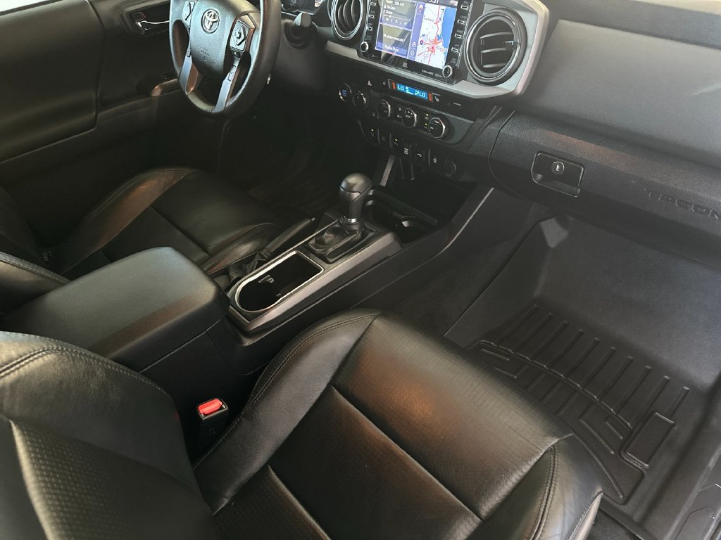 Used 2022 Toyota Tacoma TRD Off-Road w/ TRD Premium Off Road Package AWD/4WD image 14