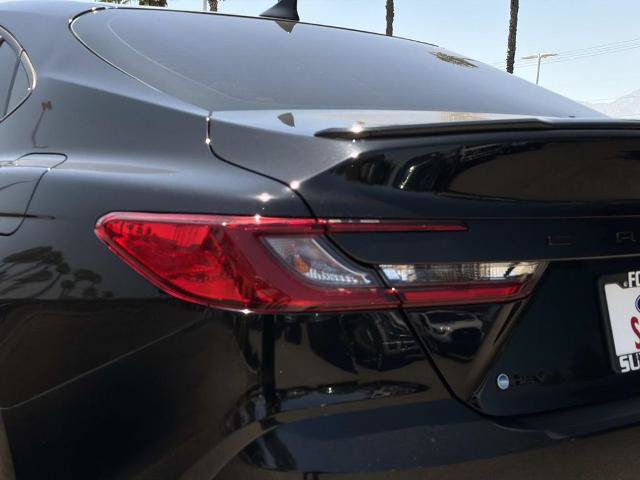Used 2025 Toyota Camry SE w/ Convenience Package FWD image 8
