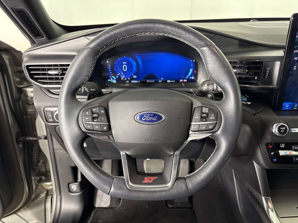 Certified 2020 Ford Explorer ST w/ ST Street Pack AWD/4WD image 17
