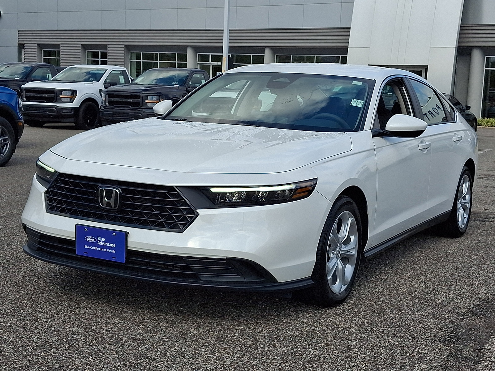 Used 2024 Honda Accord LX image 4
