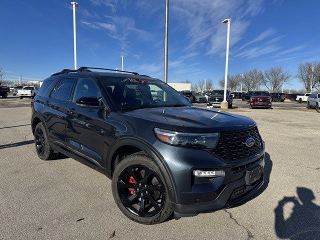 Certified 2022 Ford Explorer ST w/ Equipment Group 401A image 7