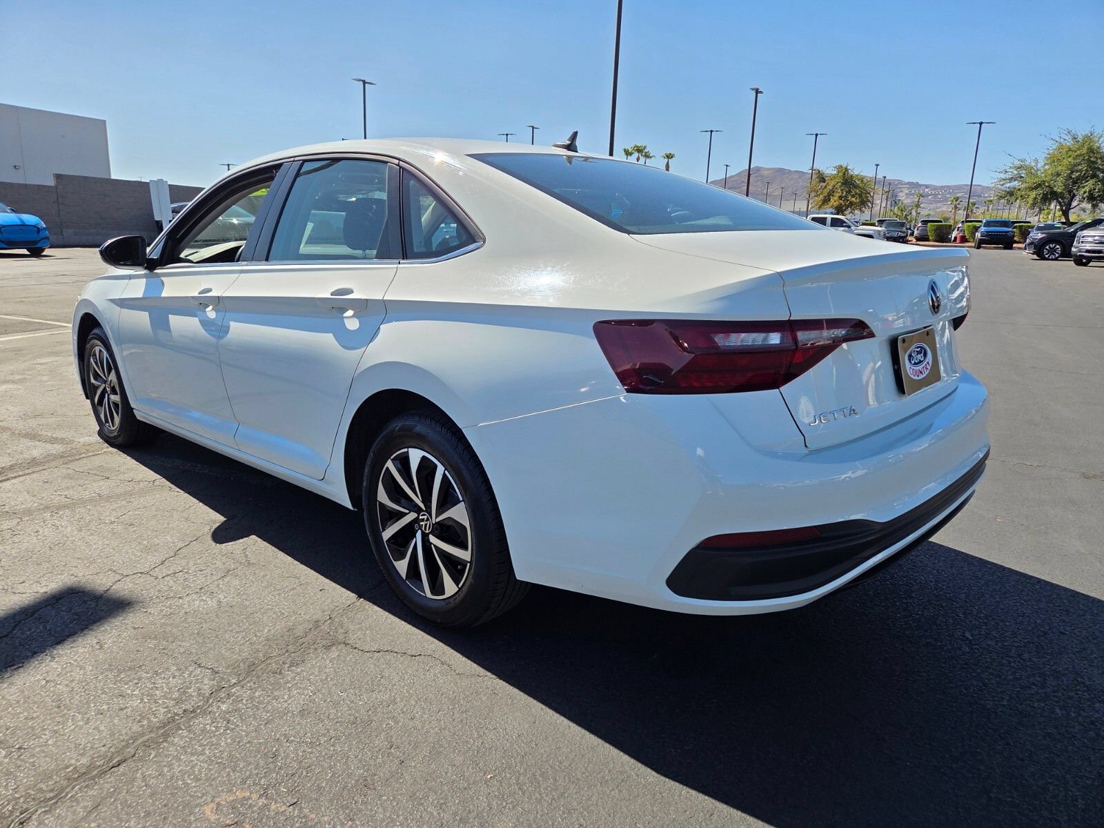 Used 2024 Volkswagen Jetta S FWD image 4
