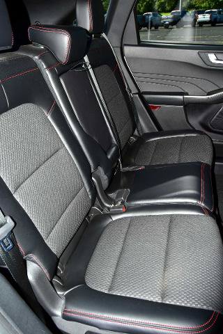 Certified 2023 Ford Escape ST-Line w/ Tech Pack #1 AWD/4WD image 26