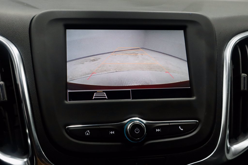 Used 2024 Chevrolet Equinox LT w/ LPO, Floor Liner Package FWD image 2