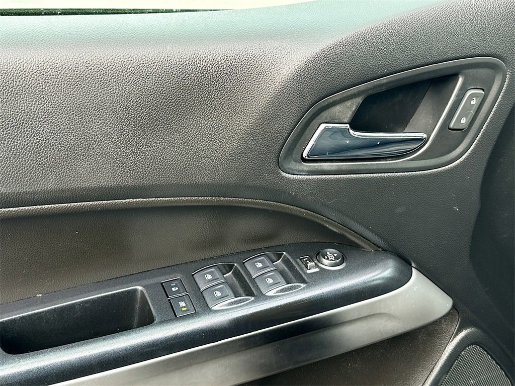 Used 2020 Chevrolet Colorado LT image 21