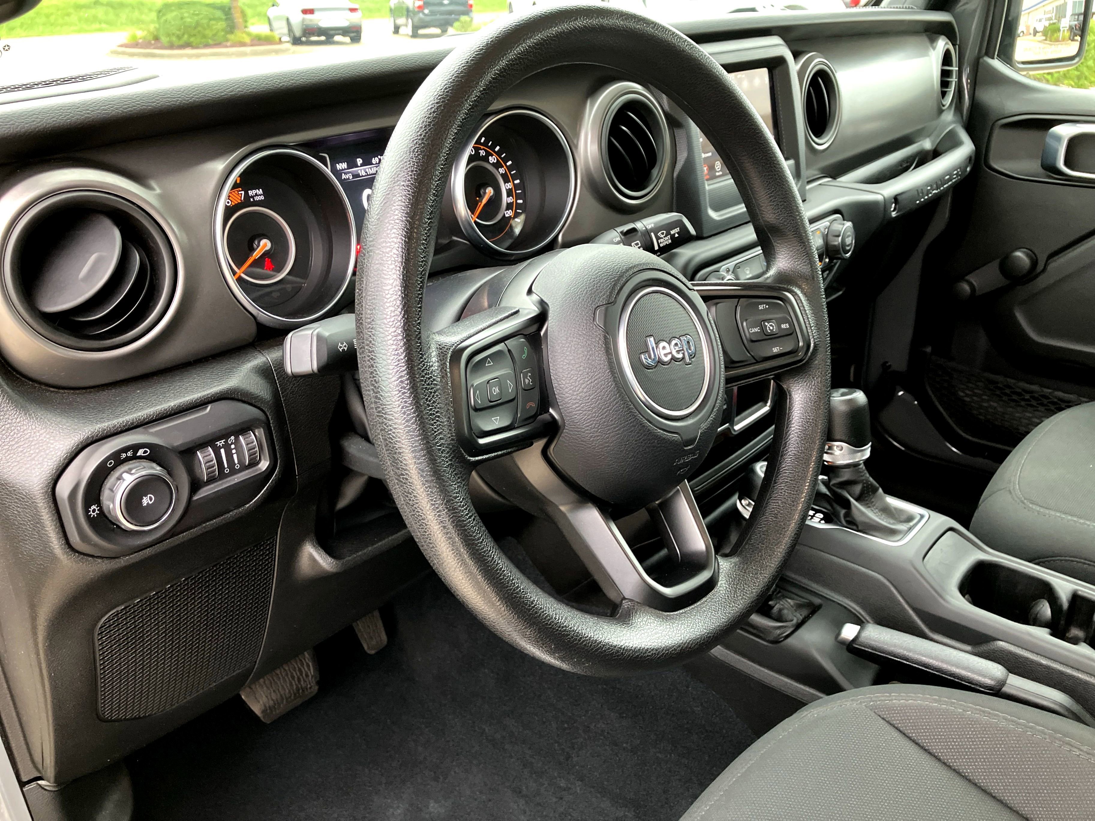 Used 2022 Jeep Wrangler Unlimited Sport image 17