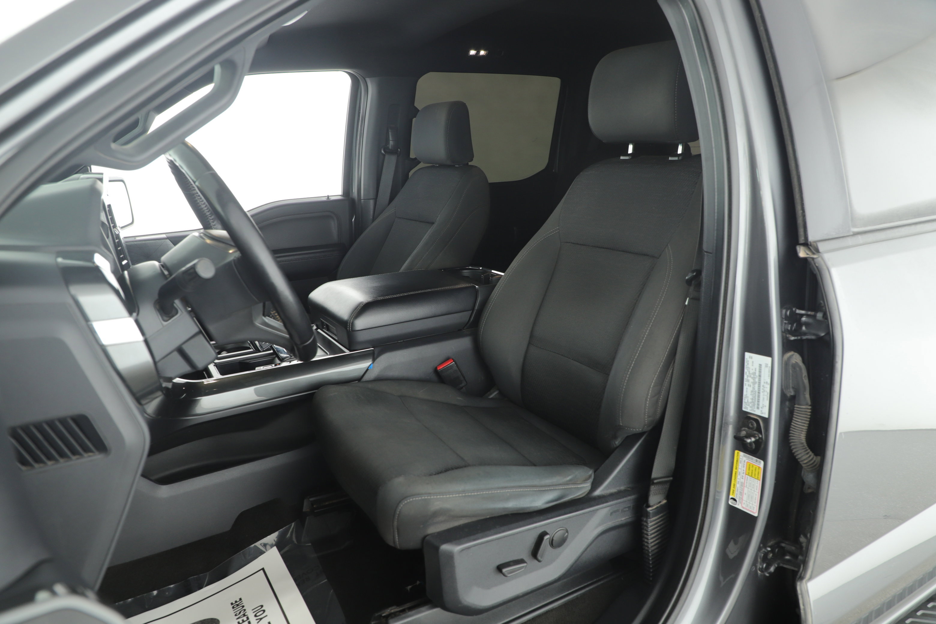 Certified 2022 Ford F150 XLT w/ Equipment Group 302A High image 8