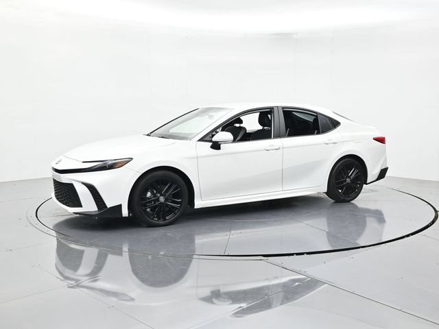 Used 2025 Toyota Camry SE FWD image 6