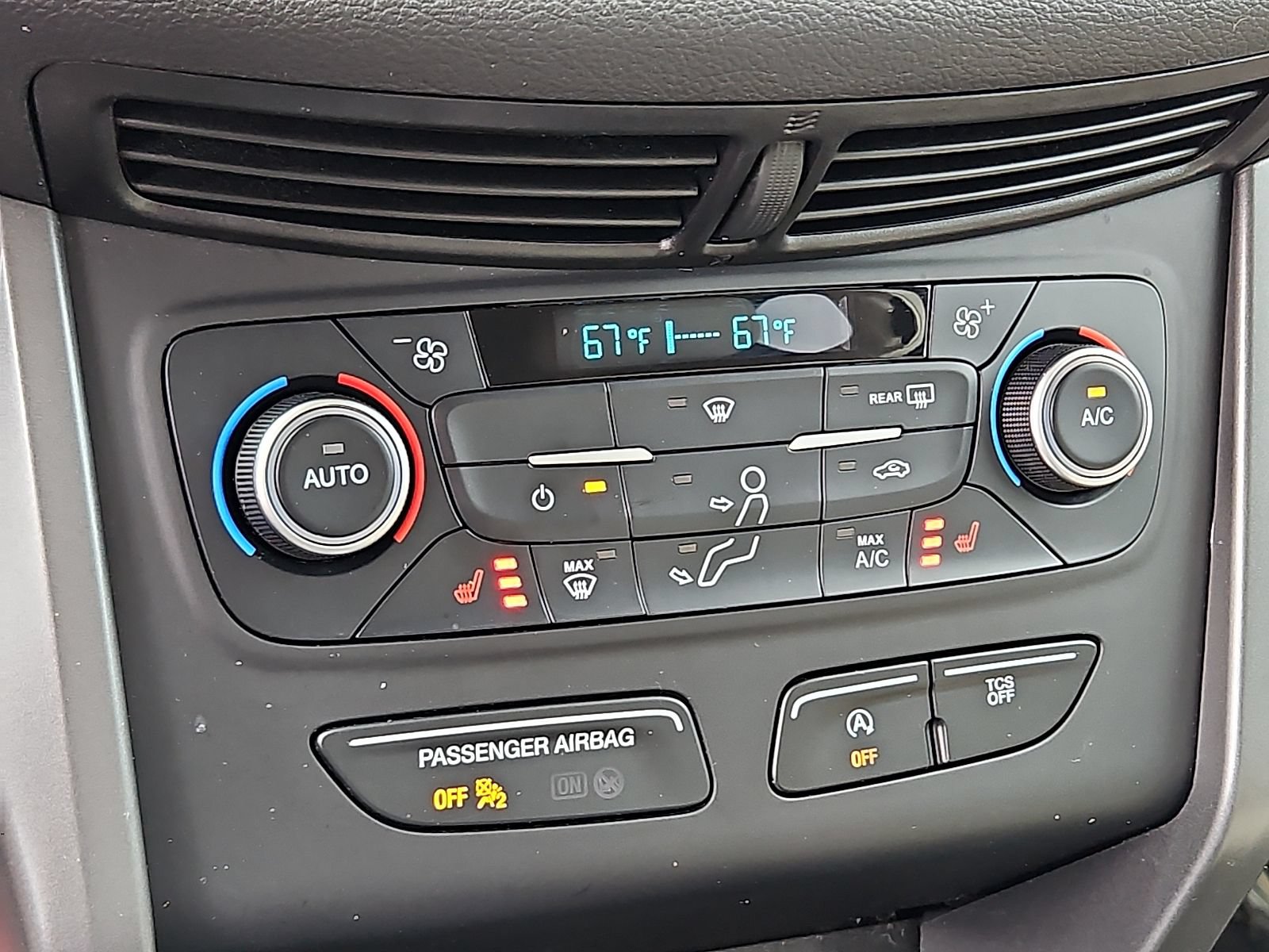 Certified 2018 Ford Escape SEL AWD/4WD image 16