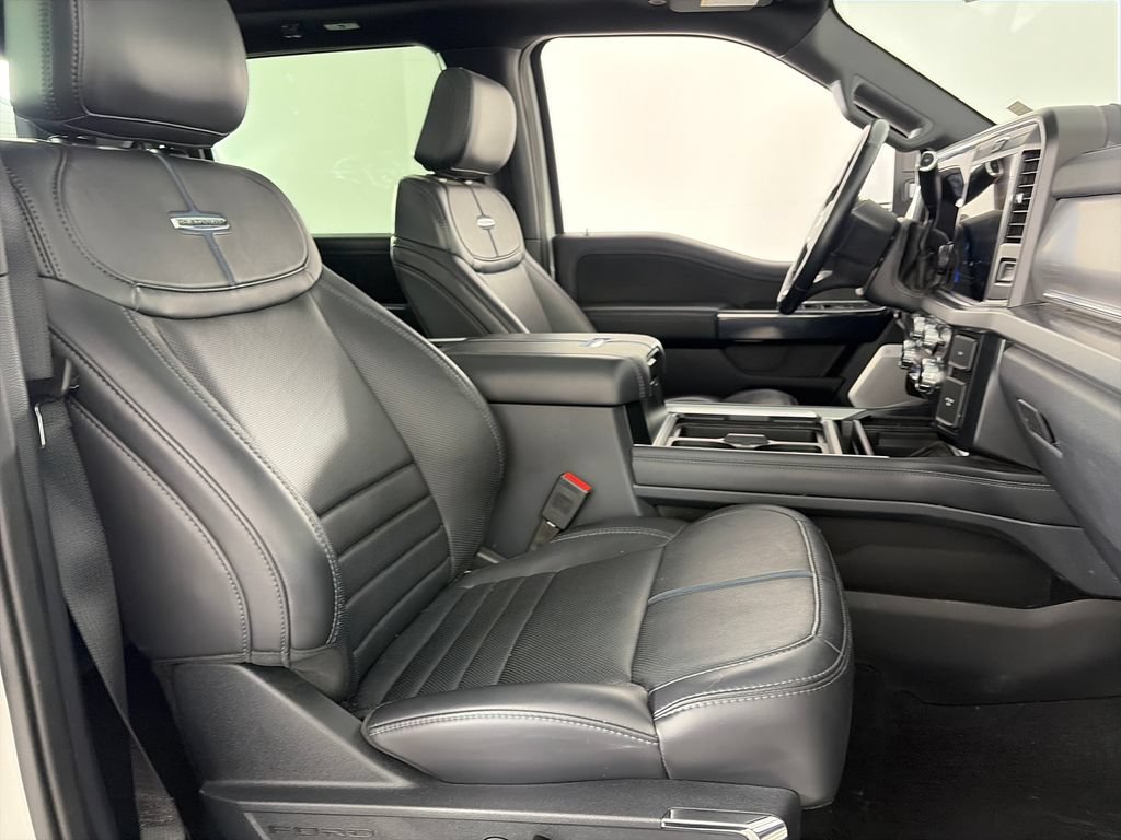 Certified 2025 Ford F250 Platinum AWD/4WD image 32