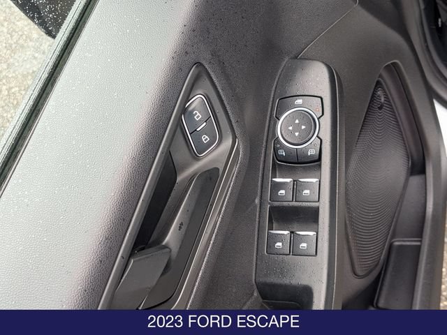 Certified 2023 Ford Escape Active AWD/4WD image 12