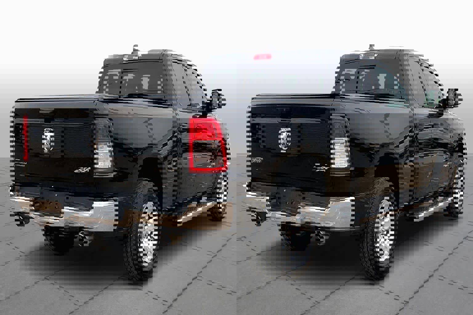 Used 2024 RAM 1500 Big Horn image 3