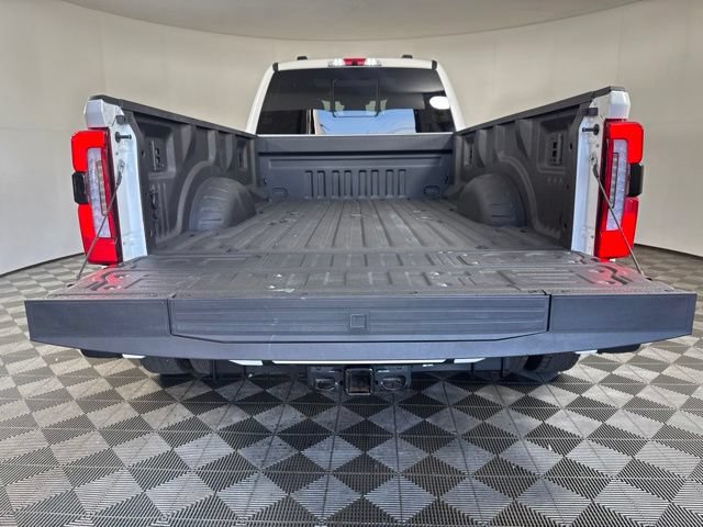 Certified 2026 Ford F450 Platinum w/ FX4 Off-Road Package AWD/4WD image 21