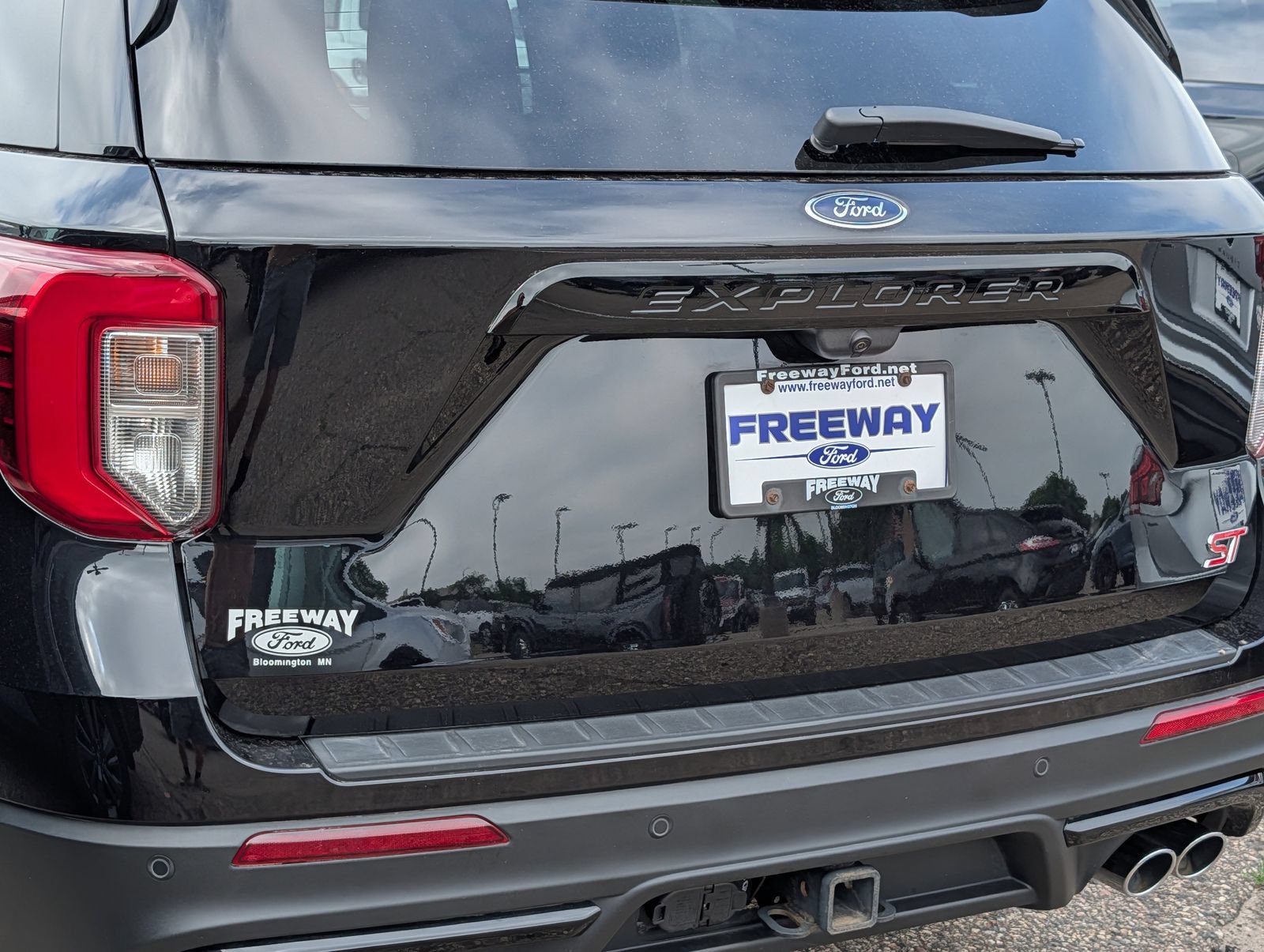 Certified 2024 Ford Explorer ST w/ Equipment Group 401A AWD/4WD image 12