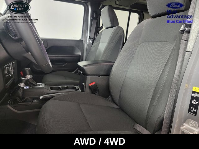 Used 2023 Jeep Gladiator Sport AWD/4WD image 13