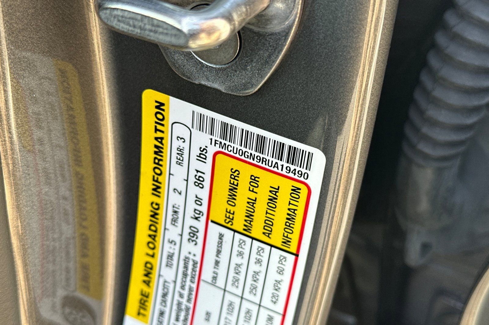 Certified 2024 Ford Escape Active FWD image 28