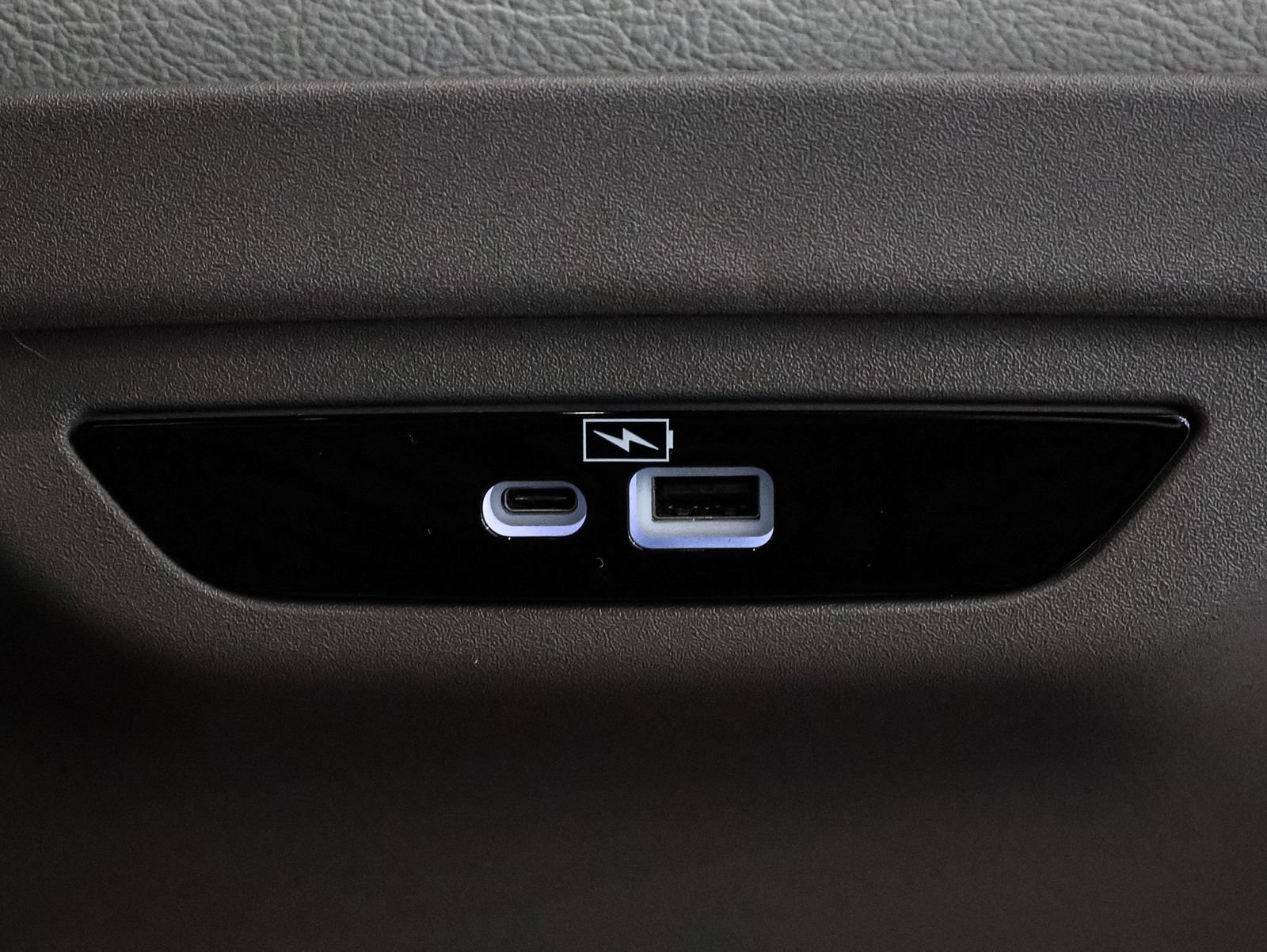 Used 2021 Chrysler Pacifica Touring-L FWD image 25