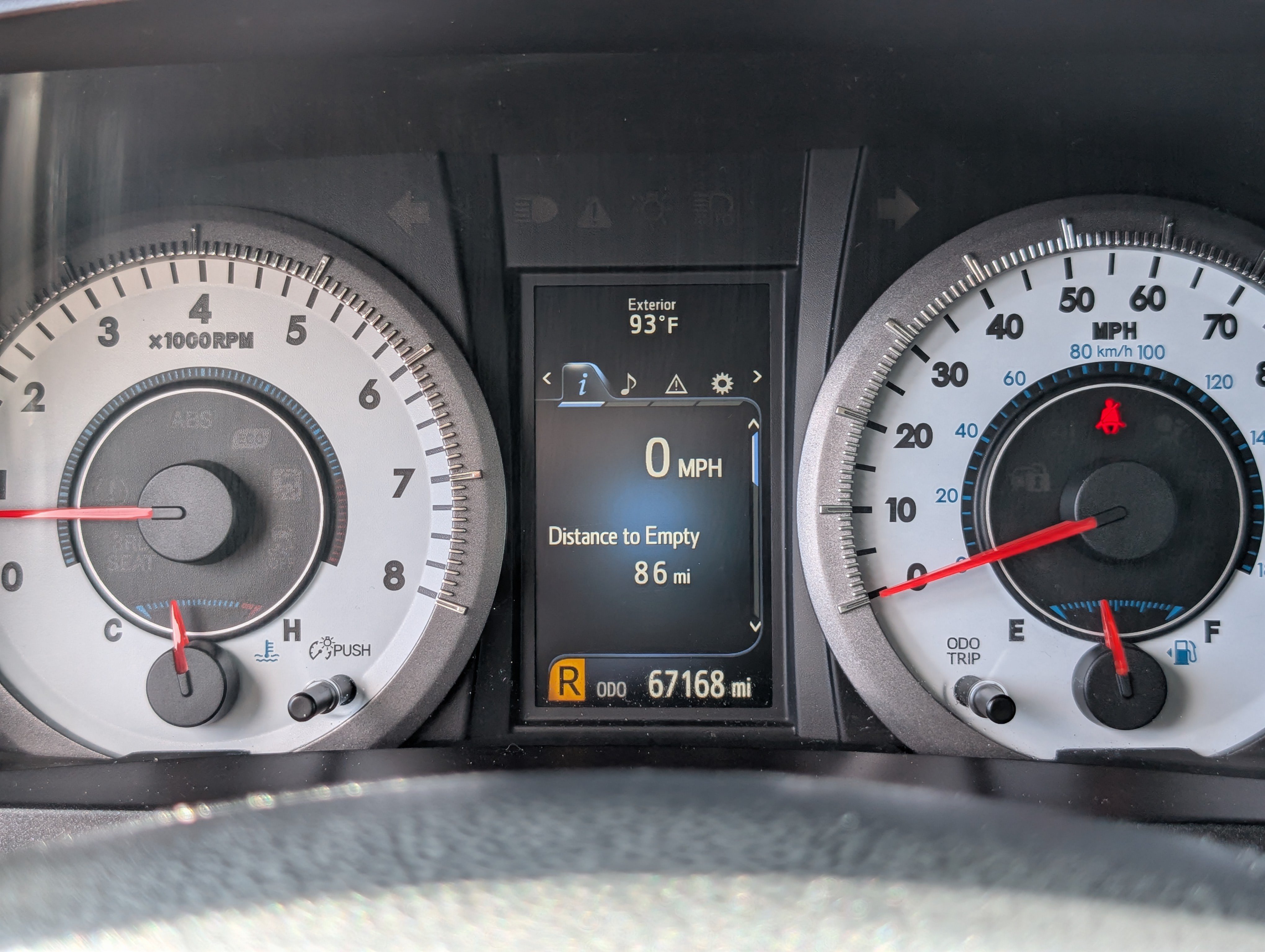 Used 2017 Toyota Sienna SE Premium FWD image 32