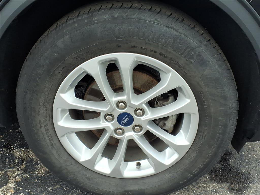 Certified 2020 Ford Escape SE image 19