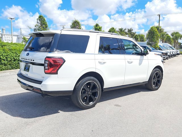 Certified 2023 Ford Expedition Limited image 4