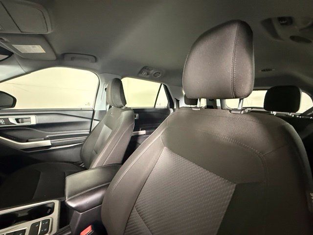 Certified 2022 Ford Explorer XLT RWD image 5