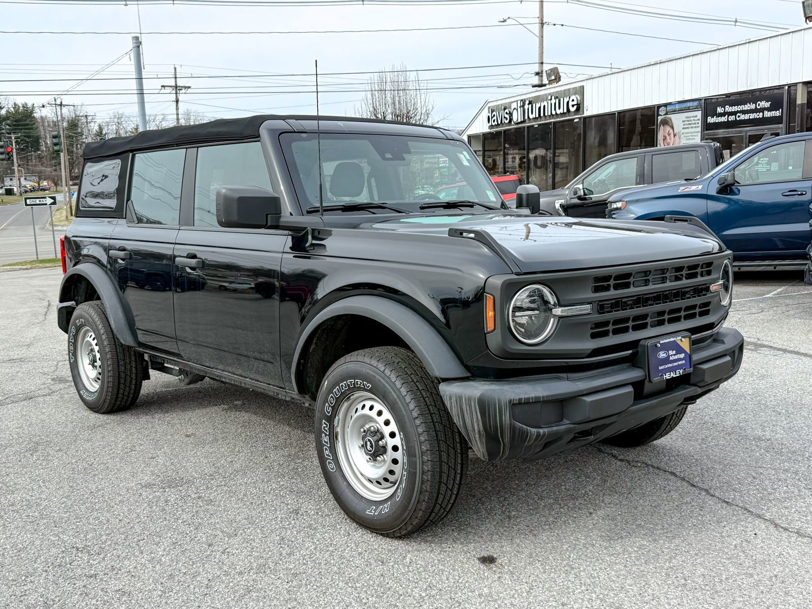 Certified 2023 Ford Bronco Base