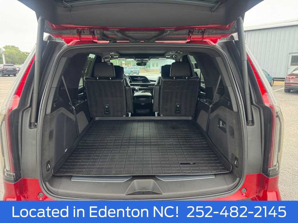 Used 2024 Cadillac Escalade Premium Luxury Platinum AWD/4WD image 21