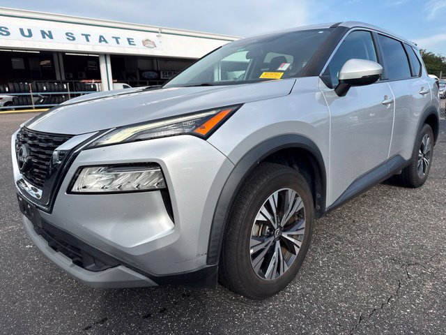 Used 2022 Nissan Rogue SV AWD/4WD image 2