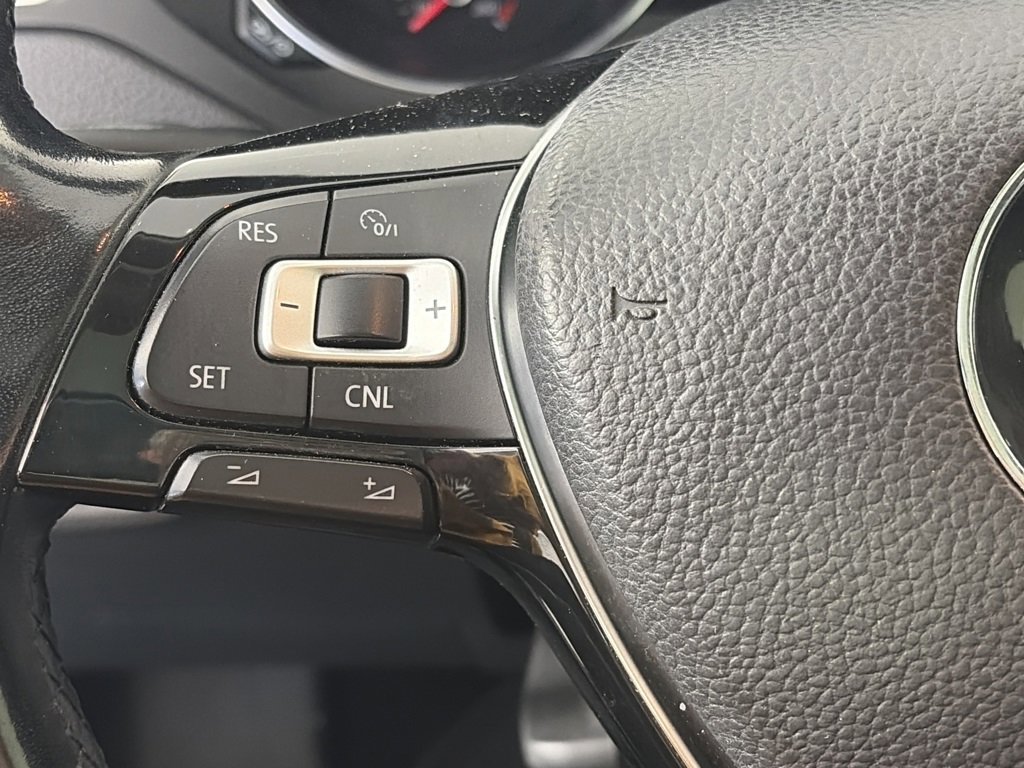 Used 2018 Volkswagen Jetta SE image 17