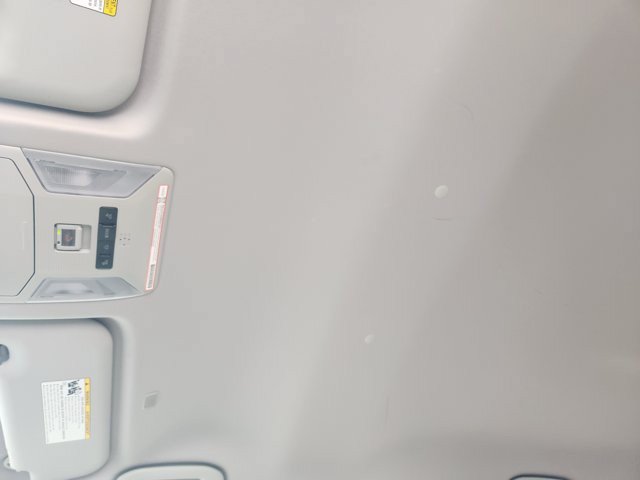 Used 2025 Toyota RAV4 LE AWD/4WD image 24
