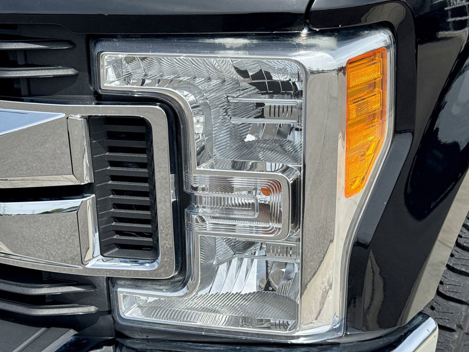 Certified 2017 Ford F250 XLT AWD/4WD image 13