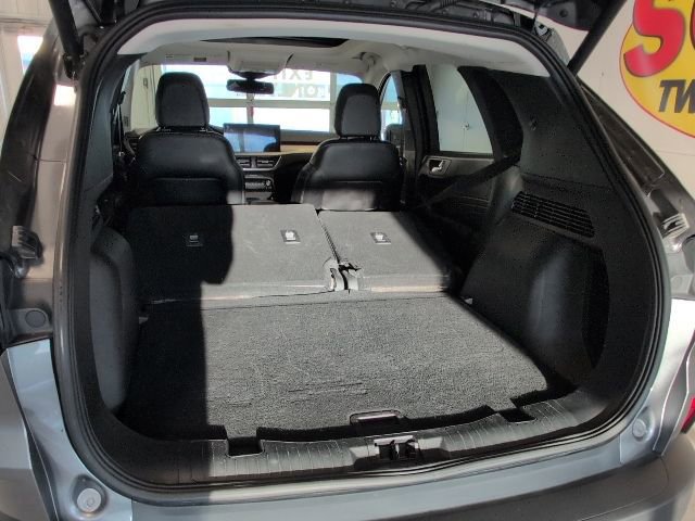 Certified 2024 Ford Escape Platinum image 32