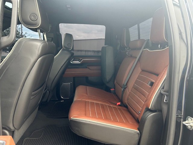 Used 2024 GMC Sierra 2500 Denali Ultimate AWD/4WD image 15