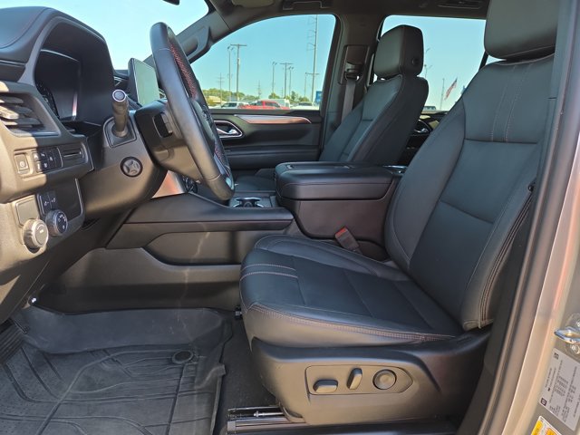 Used 2023 Chevrolet Tahoe RST w/ Luxury Package RWD image 10