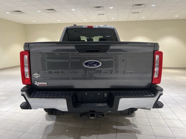 Certified 2023 Ford F250 XLT w/ FX4 Off-Road Package AWD/4WD image 4