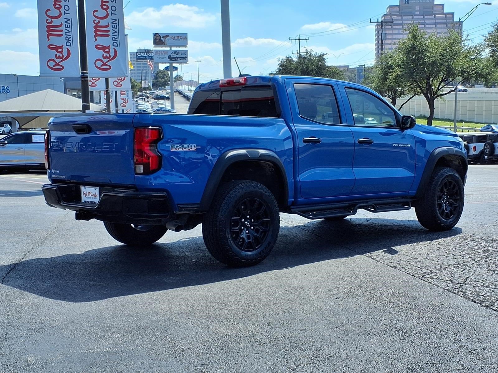 Used 2026 Chevrolet Colorado Trail Boss AWD/4WD image 6