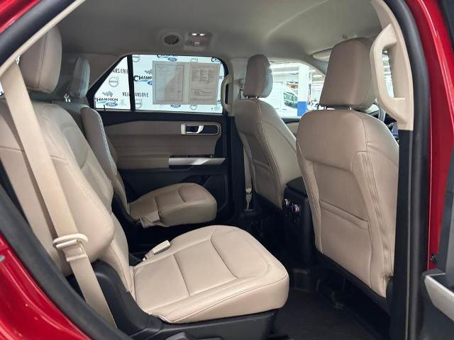 Certified 2023 Ford Explorer XLT w/ Equipment Group 202A AWD/4WD image 13