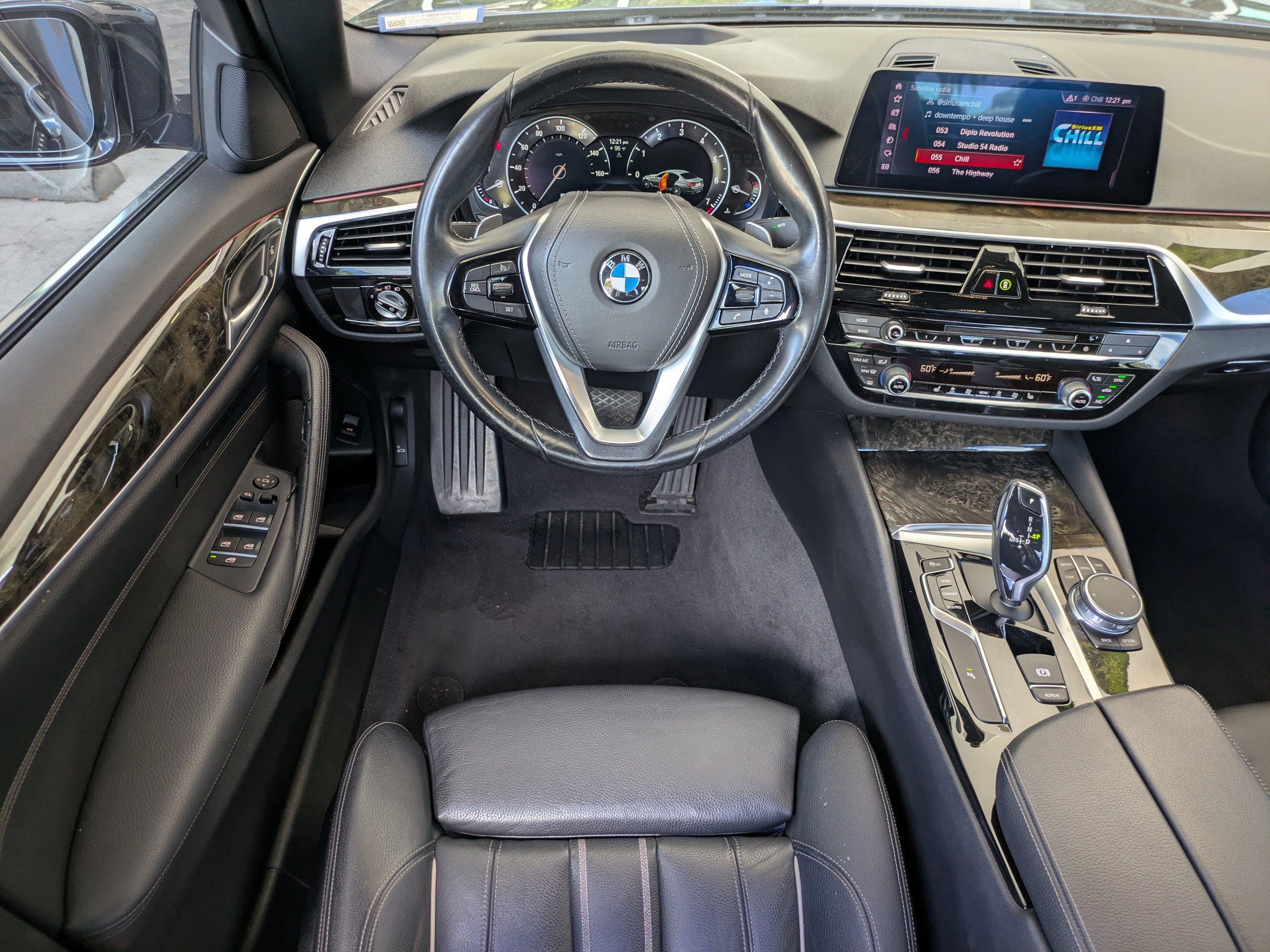 Used 2019 BMW 540i w/ Convenience Package RWD image 17