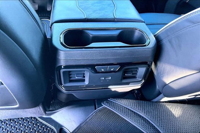 Used 2024 GMC Sierra 1500 AT4X image 23