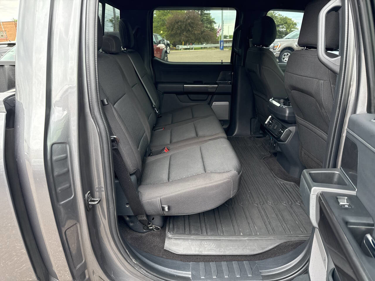 Certified 2021 Ford F150 XLT w/ Equipment Group 302A High image 19